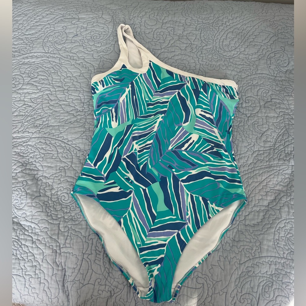 LEILANI! NWOT! Swimsuit